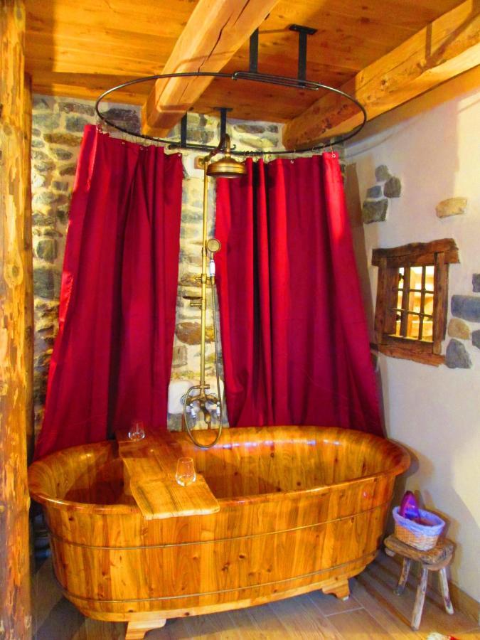 Chalet Cuore Selvatico Monno Bagian luar foto