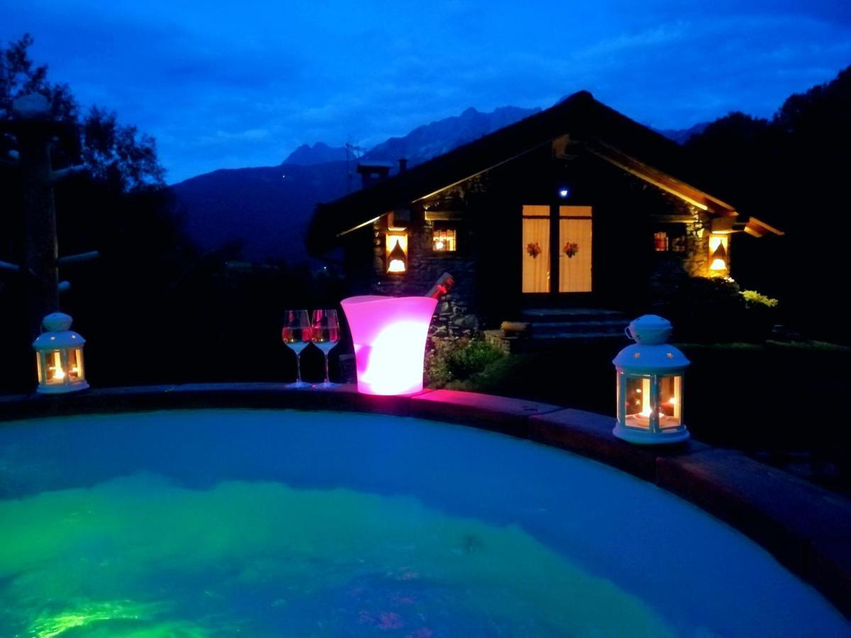 Chalet Cuore Selvatico Monno Bagian luar foto