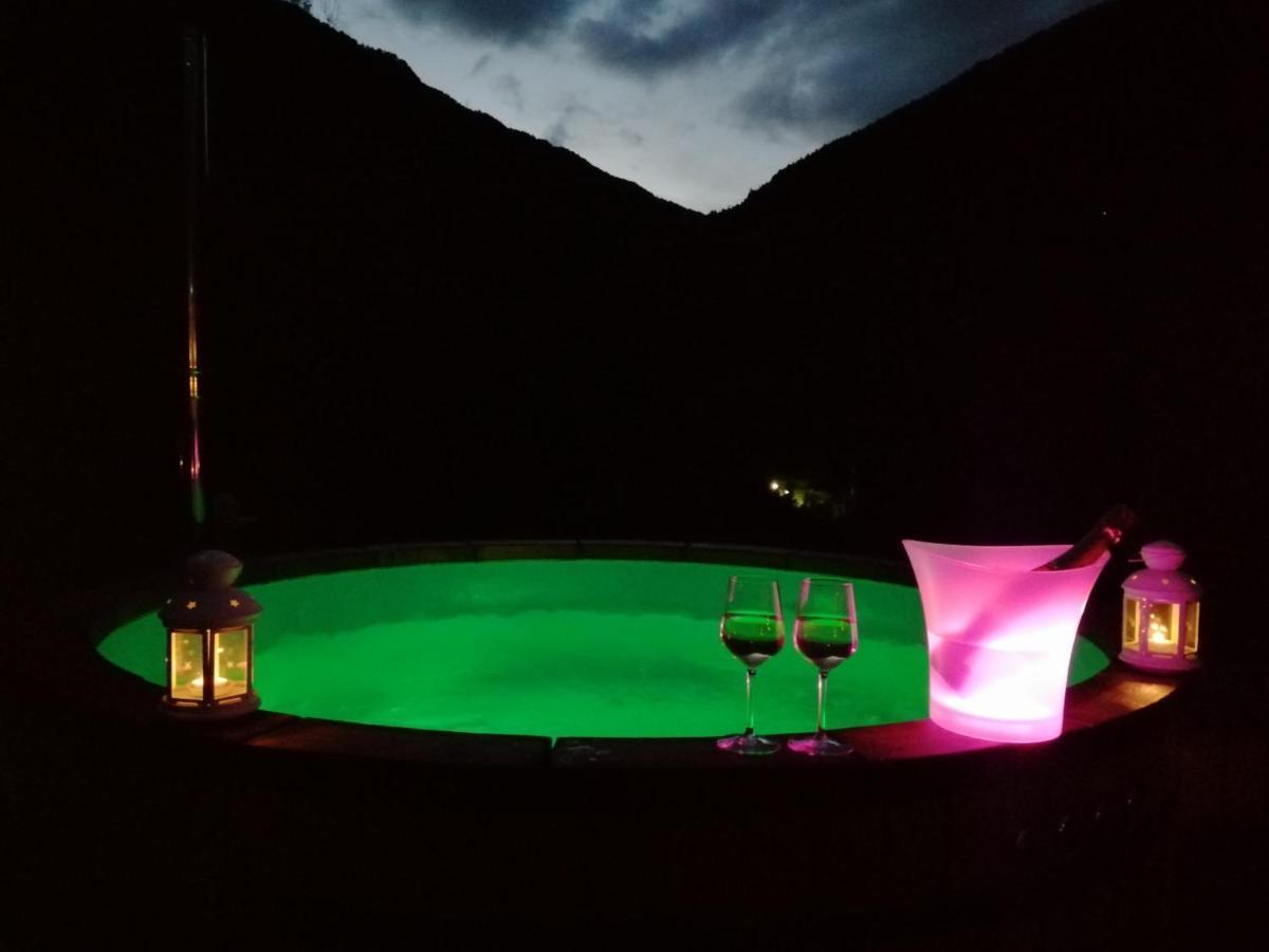 Chalet Cuore Selvatico Monno Bagian luar foto